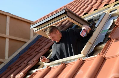 Pose de fenêtres de toit Velux à Lent